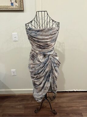 taupe chiffon corset bandeau draped midi dress PrettyLittleThing | Dresses | Nwt Pretty Little Things Sz 2 this dress is crafted Women Gladiator Thong Sandals short-name:Crinkle Black Size:12 Years Depop